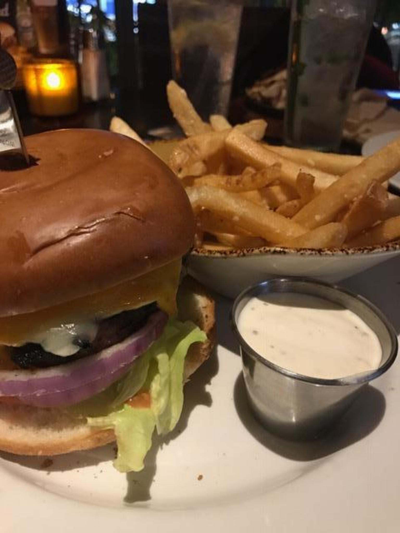 Hard Rock Cafe Honolulu