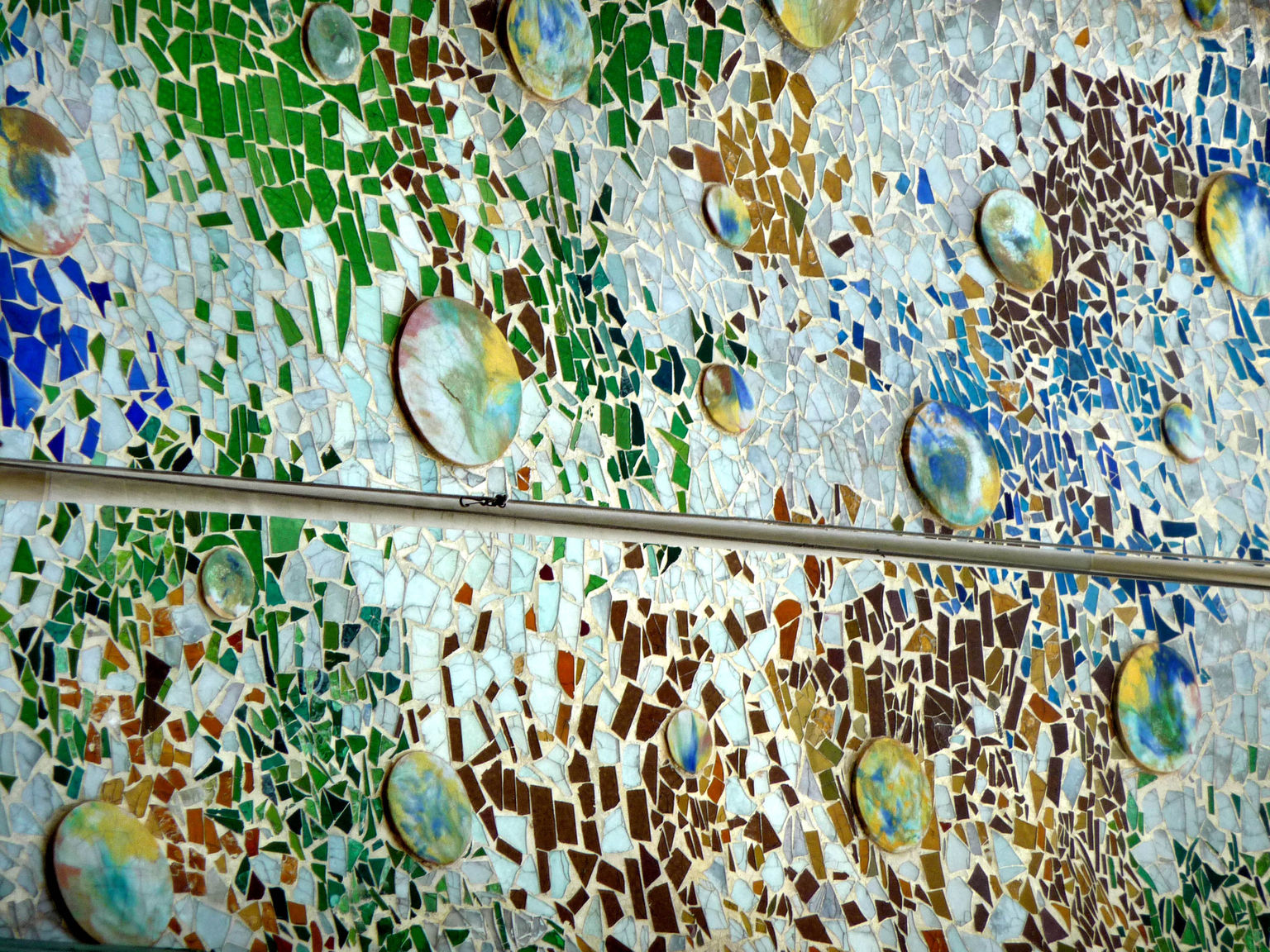 Goudi ceramic