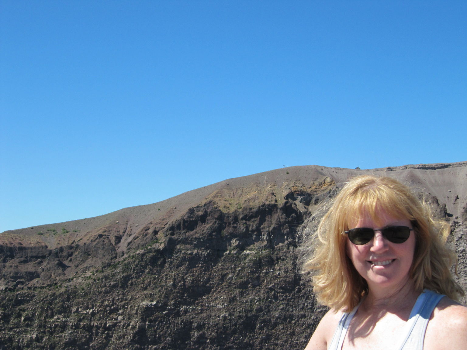 Naples Shore Excursion: Mt Vesuvius Half-Day Trip from Naples