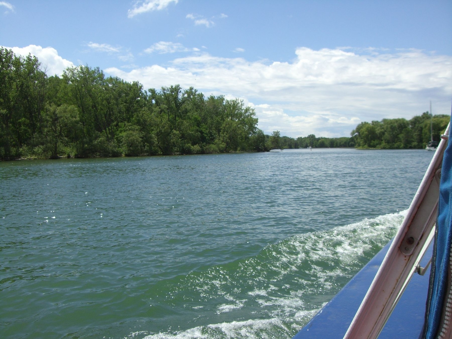 Toronto Inner Harbour and Island Cruise