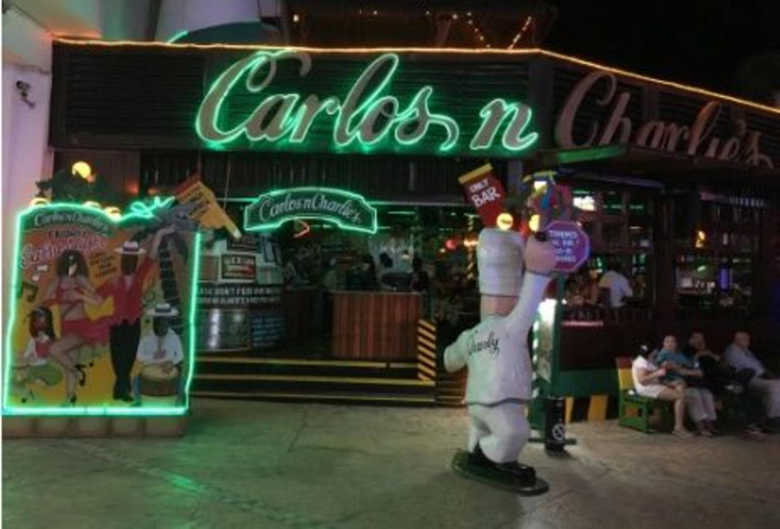 Carlos  Charlies