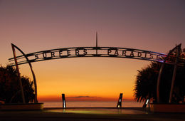 Photo of Welcome to Surfers Paradise, Queensland, Australia Welcome sign in the heart of Surfers Paradise, the holiday capital of the Gold Coast, Queensland Australia with beach in background. - May 2011