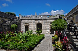 Photo of Vizcaya Garden Courtyard with Balcony, Miami Vizcaya Garden Courtyard with Balcony, Miami - May 2011