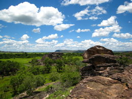 Photo of Ubirr Rocks and Floodplain Weather cleared up and we had a great view from Ubirr - one of my preferred spots in Kakadu! , Patricia P - January 2011