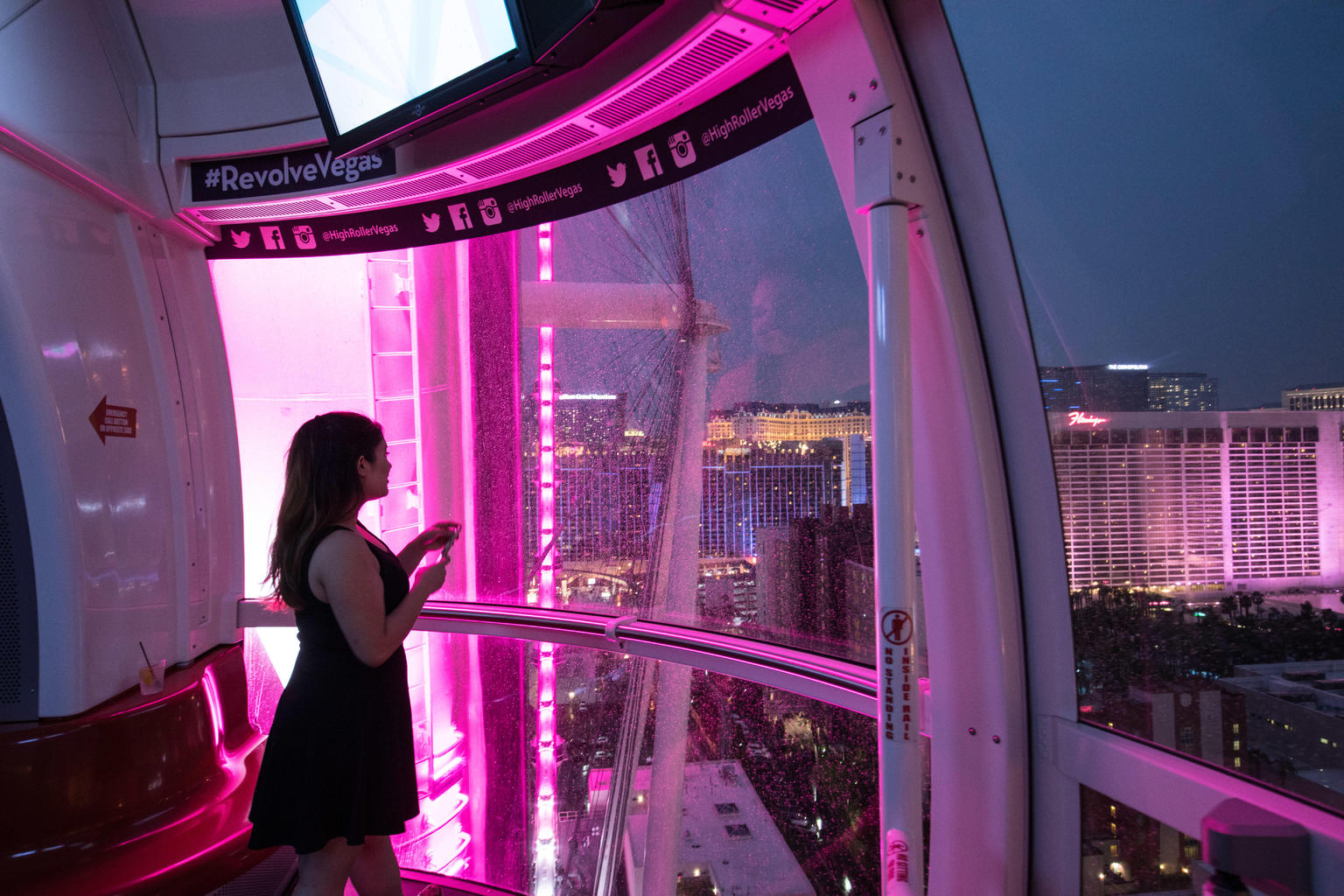 Happy hour on The High Roller at The LINQ