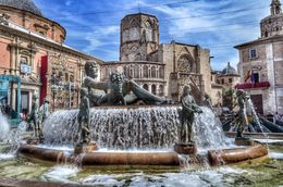 Photo of Valencia cathedral. Here is the fountain at plaza de la virgen. The rear of Valencia cathedral can be seen behind it. , David Lally - May 2015