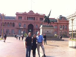 Photo of At the Plaza de Mayo, in front of La Casa Rosada At the Plaza de Mayo, in front of La Casa Rosada , Lorenext - September 2014