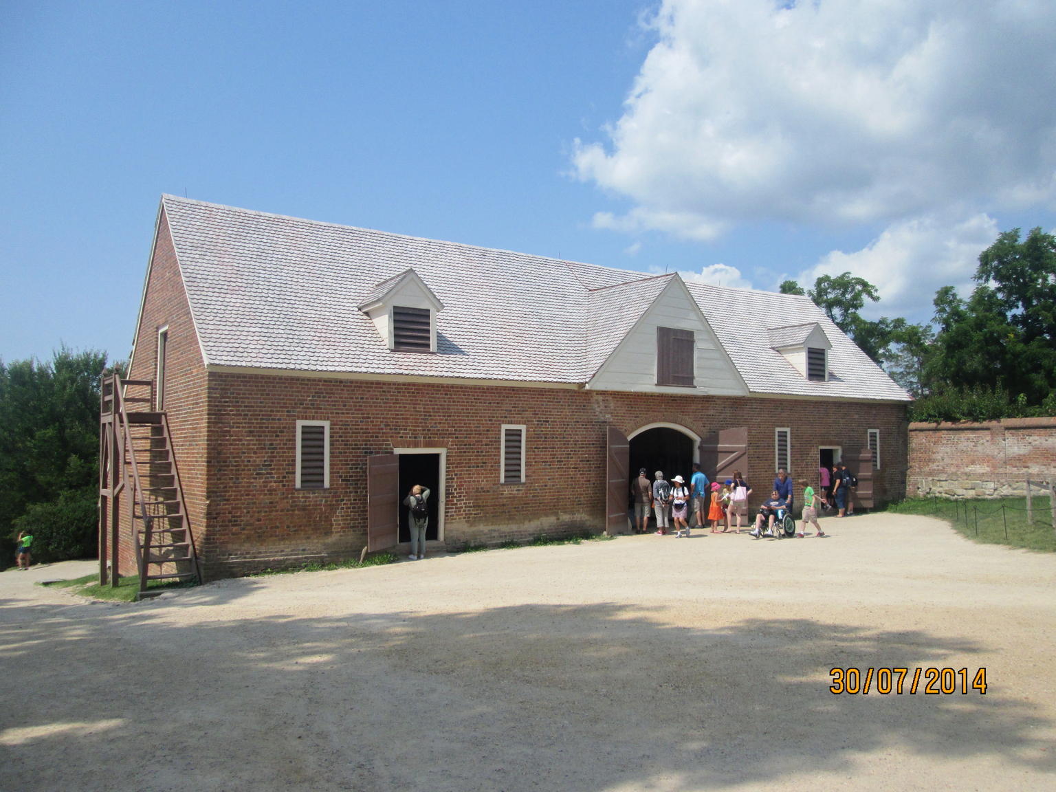 Mount Vernon Stables