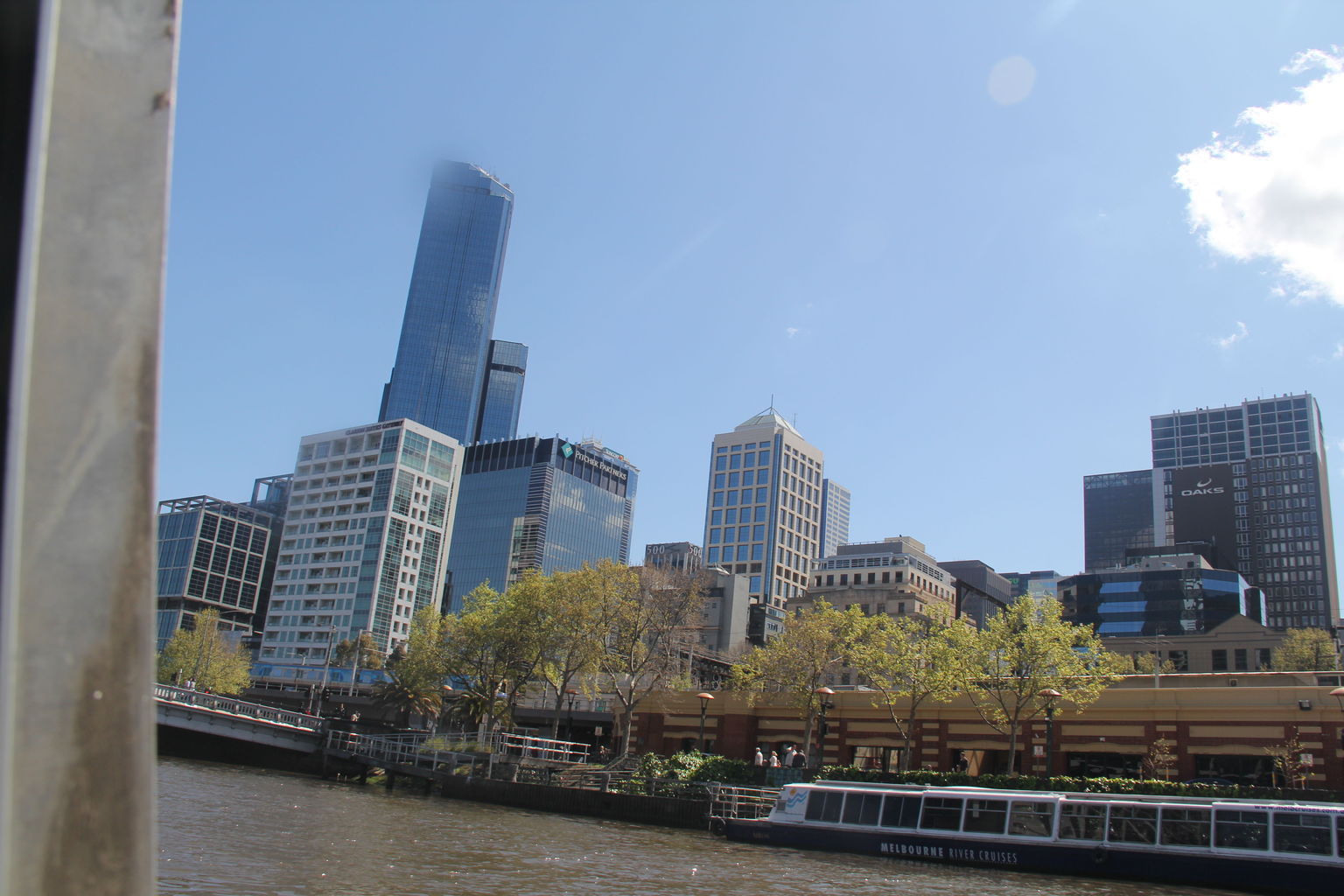 Melbourne City tour with excellent cruise