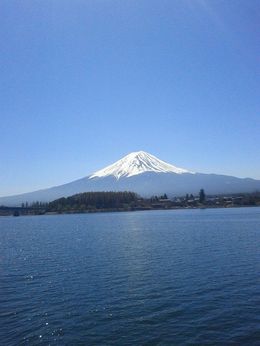 Photo of Mt.Fuji view from Kawaguchi Lake. The Mt. Fuji and Hakone area tour. Our plans changed from Lake Ashi to Lake Kawaguchi, but we still got splendid shots! :D , Sonia F - April 2015