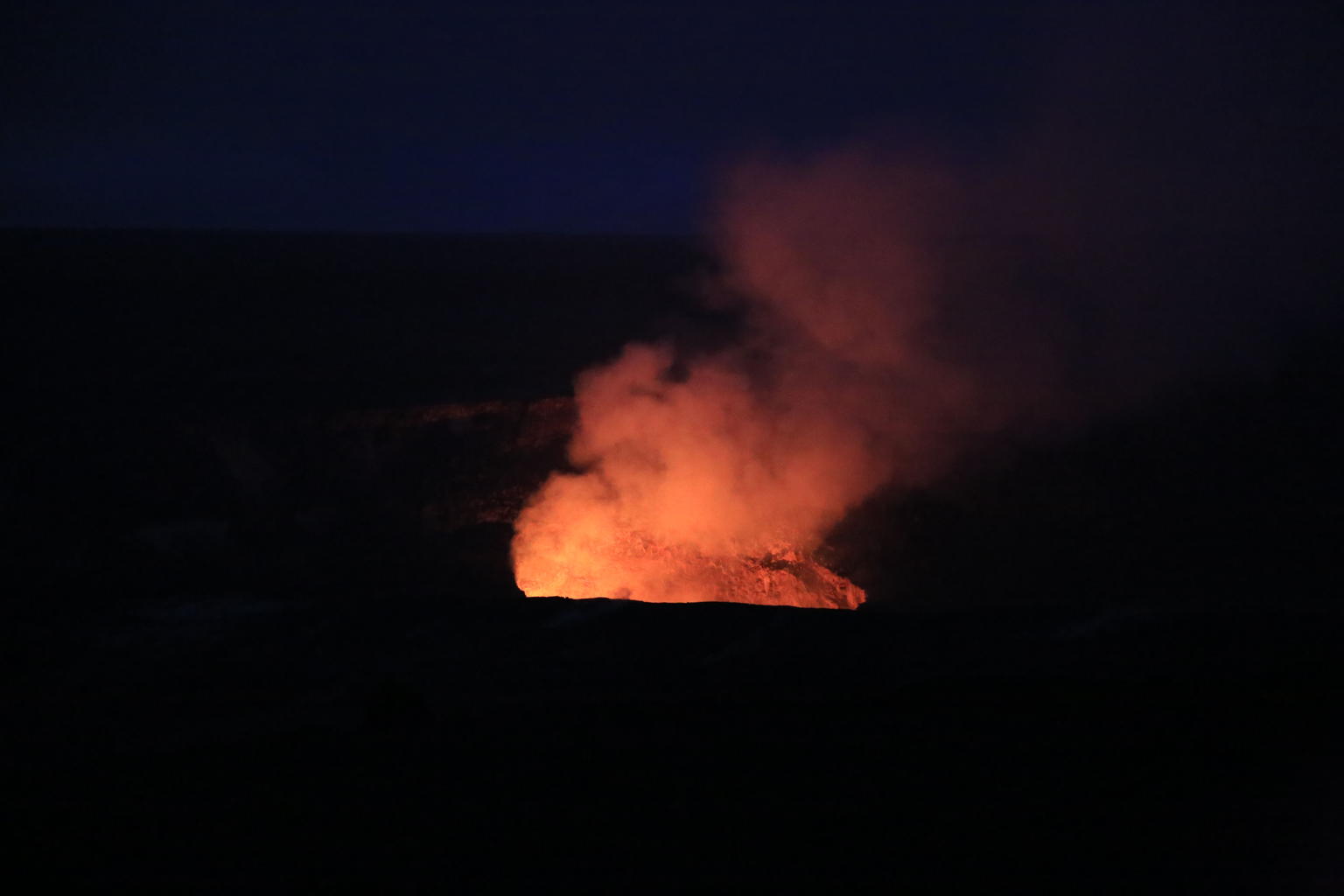 The glowing lava lake at night