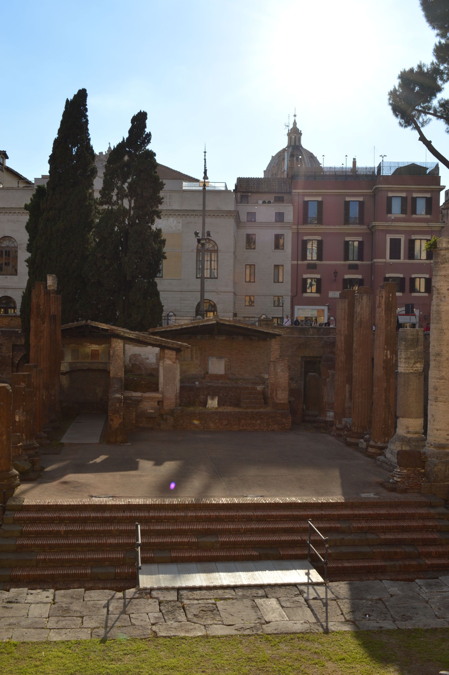 Ruins of old Rome on tour.