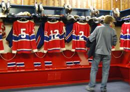 Photo of Montreal Canadiens Dressing Room The Canadiens' dressing room - way too tidy. - December 2009