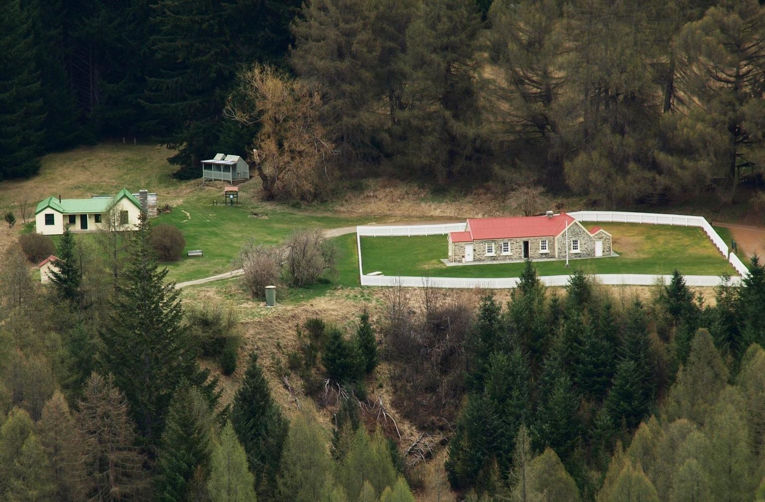 Skipper's Canyon School