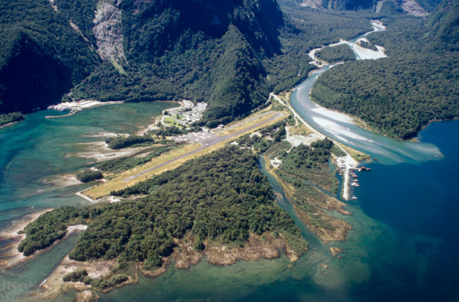 Milford Sound Airstrip