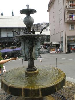 Photo of Karlovy Vary.Two faces fountain Two faces Janus fountain near mineral curative complex. Now you can both of faces., Aleksandra B - July 2009