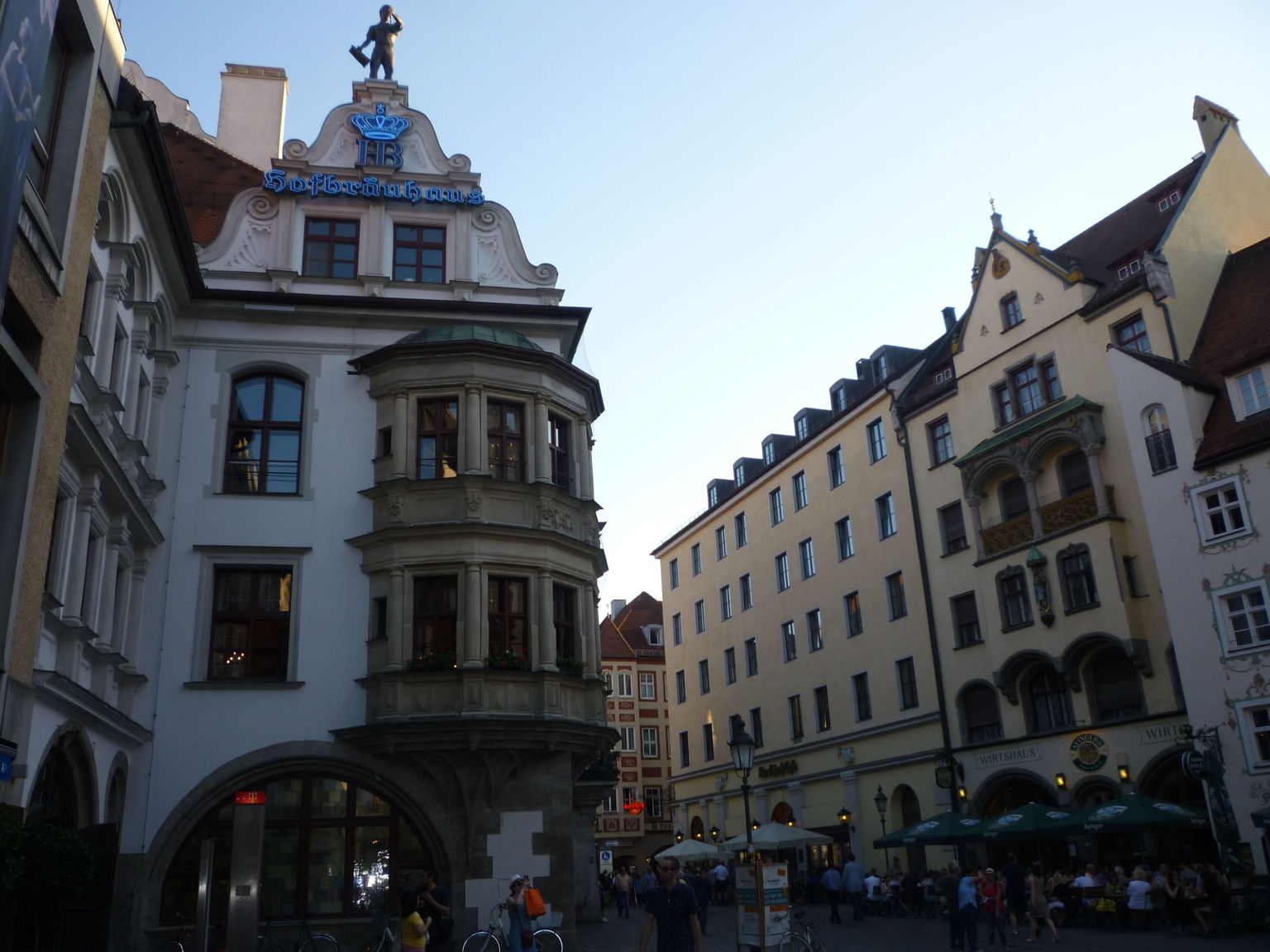 Munich by Night and Dinner at Hofbrauhaus