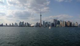 Photo of Toronto skyline Taken from the boat during the harbor tour, a nice bonus feature of the hop on-hop off city tour. , alwlights - October 2013