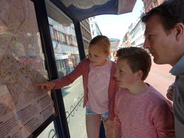 Photo of Openbaar vervoer Hier kiezen we hoe we reizen naar de volgende activiteit met onze Copenhagencard. , Heidy T - May 2014