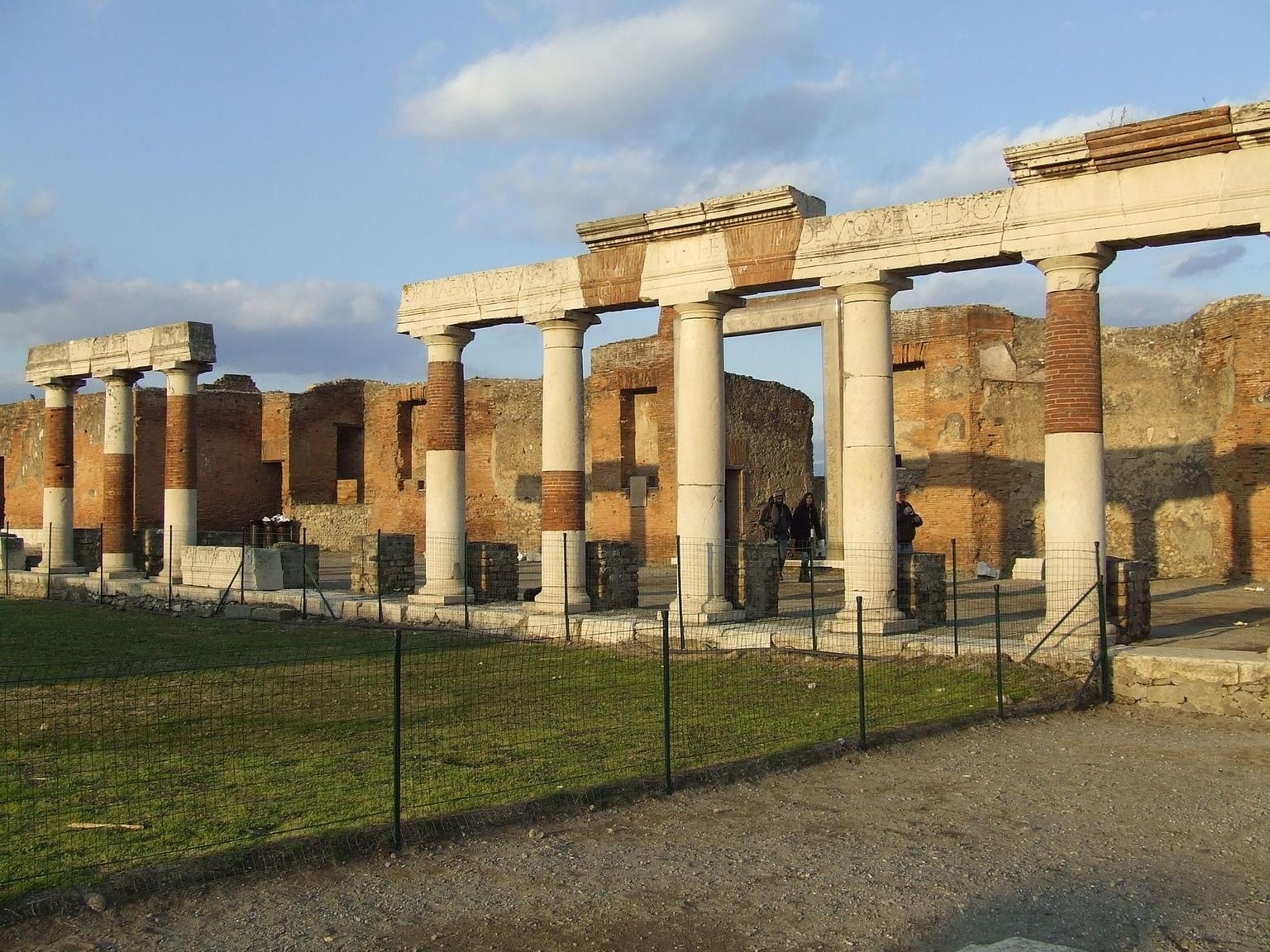 Pompeii Portico