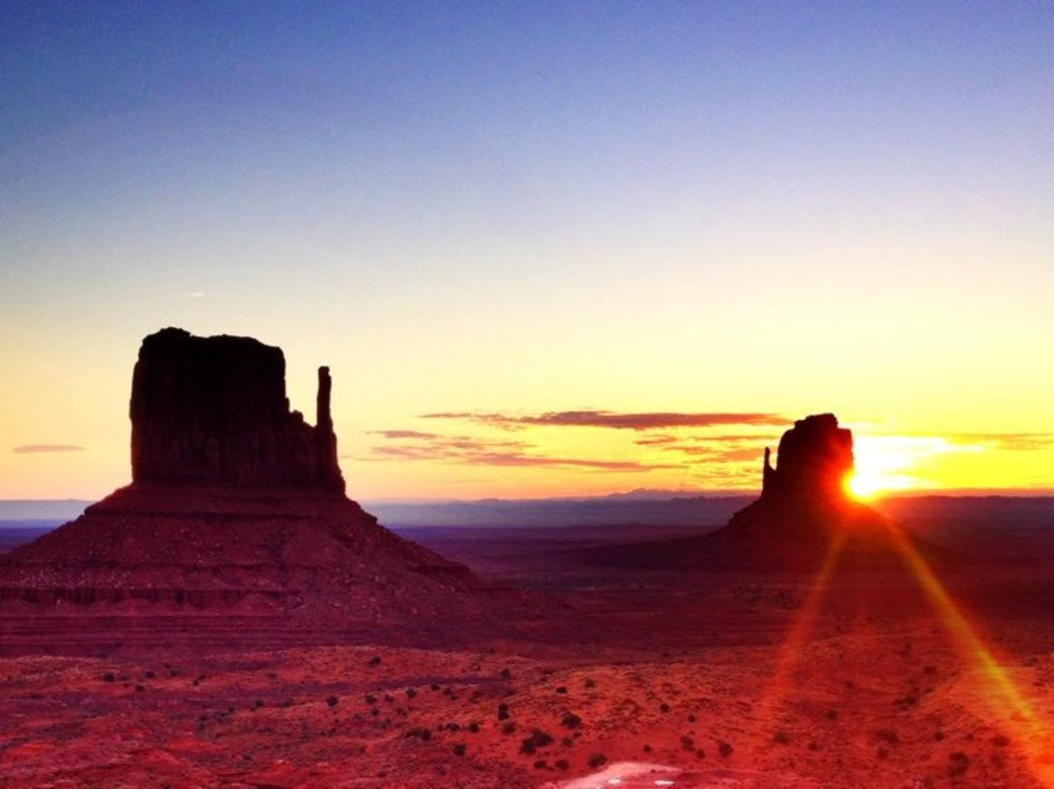 sunrise at Monument Valley