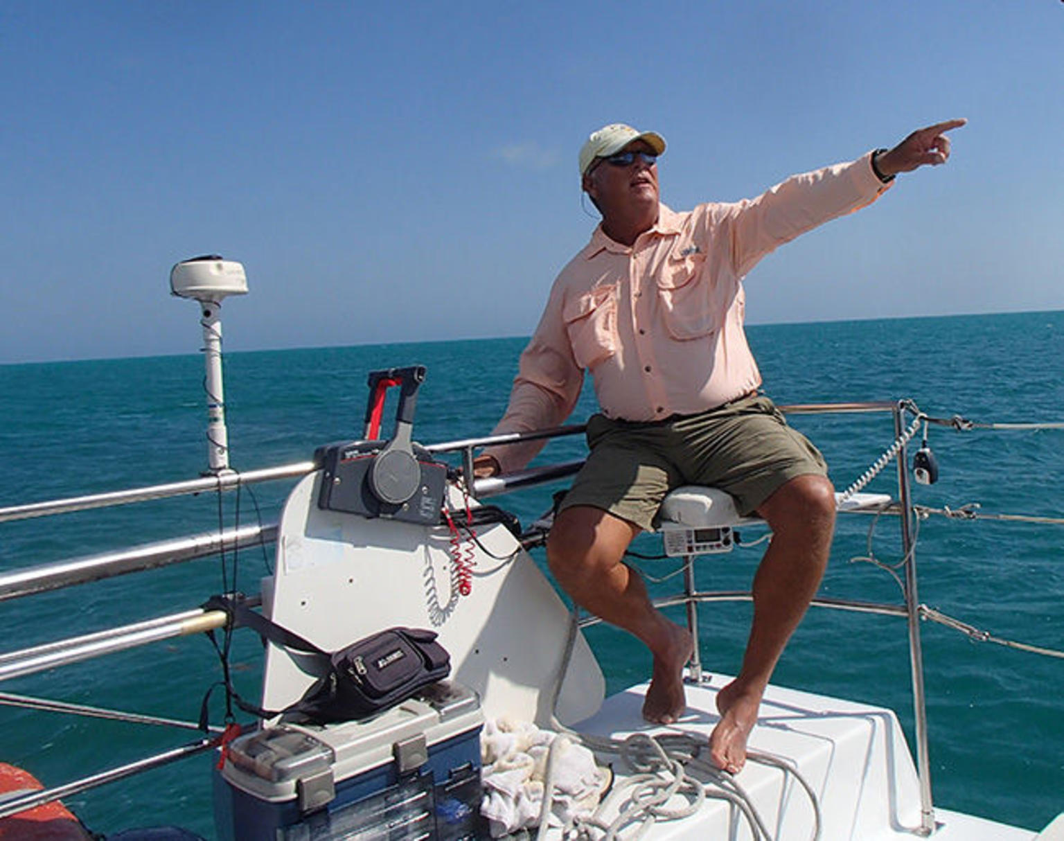 Shipwreck Snorkel and Wild Dolphin Encounter