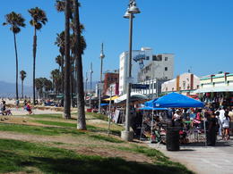 Photo of Venice Beach A quick stop for a delicious sandwich lunch on Venice beach , Dan Slater - September 2016