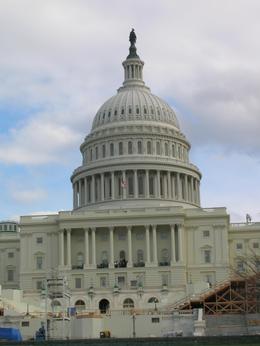 Photo of Capitol Building in Washington DC You can go in, just walk pass and take pictures., Paul B - December 2008
