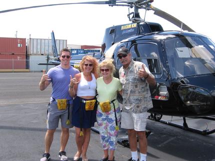 Oahu Sky and Sea Combo: Helicopter Tour with Sunset Dinner Cruise or Atlantis Submarine Excursion 