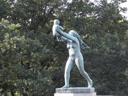 Photo of Vigeland Sculpture Park One of the many fascinating statues in Vigeland Sculpture Park , sealover - October 2012