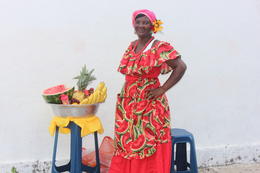 Photo of Fruit Lady One of the many women selling fruit in Cartagena. They are the descendents of the slaves that lived in Las Bovedas. Ended up taking pictures with her and buying some fruit!, Bandit - September 2012