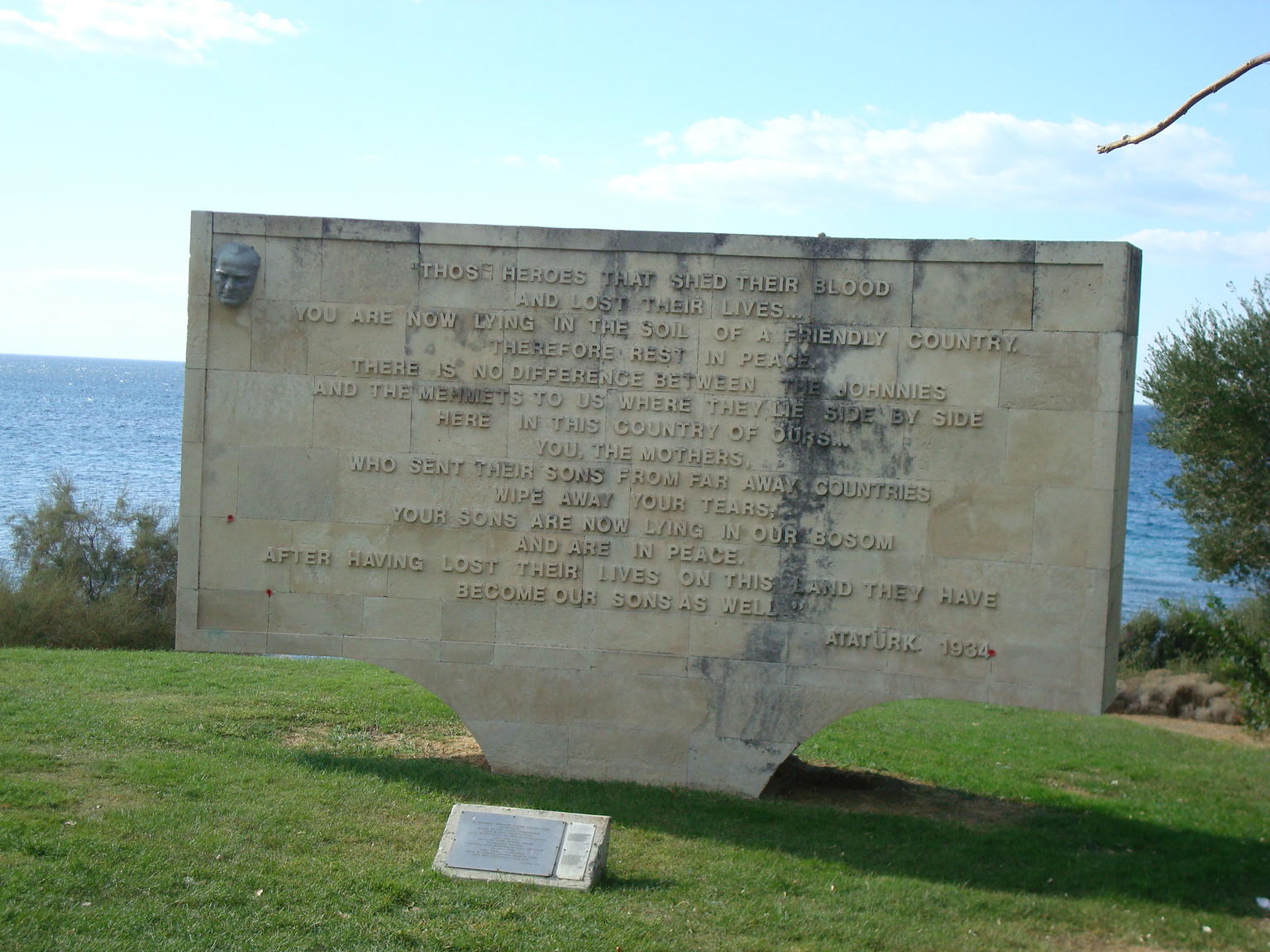 Atat��rk memorial