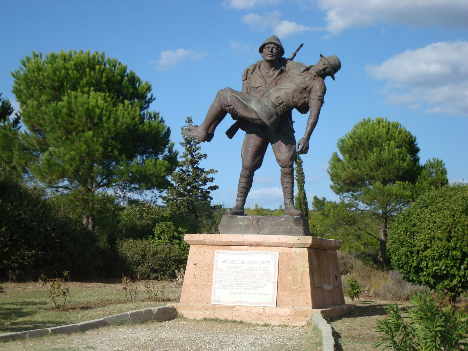 Turkish soldier carrying wounded Anzac soldier