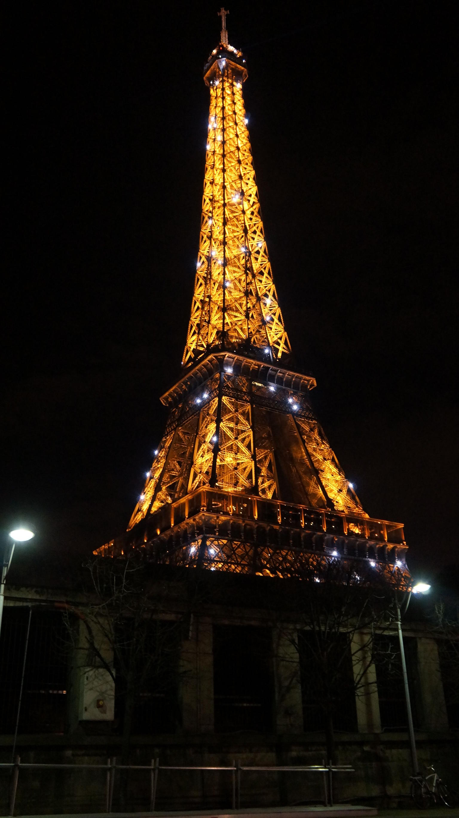 The Eiffel Tower when it sparkles