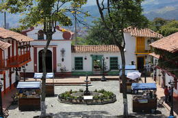 Photo of Pueblito Paisa Panoramic view of El Pueblito Paisa, a replica of a colonial Colombian town., Bandit - September 2012