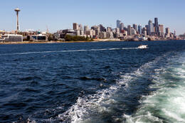 Photo of Day trip to Seattle from Victoria: Seattle Waterfront Skyline Day trip to Seattle from Victoria: Seattle Waterfront Skyline - May 2011