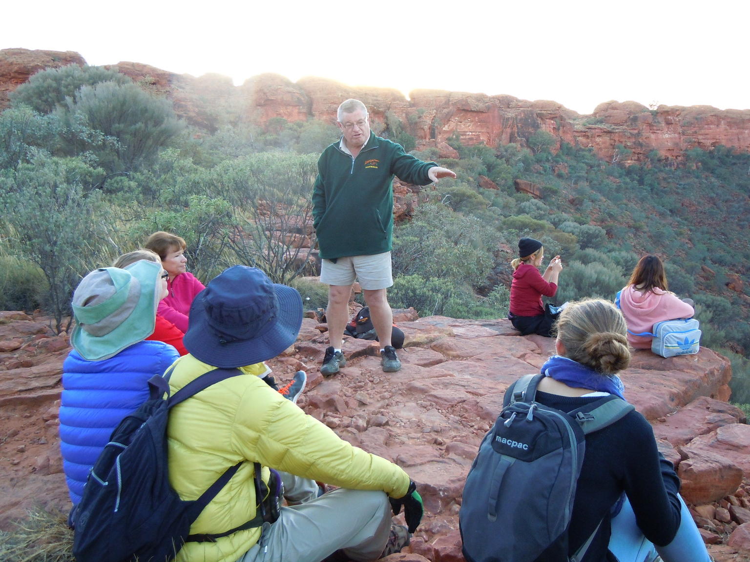 hike to Kings Canyon