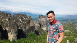 Photo of Amazing rock formations at Kalambaka On these rocks sit the monasteries of Meteora, the oldest being 700 years! View is absolutely breaktaking, and the history is rich. , Yang V - May 2015