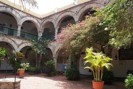 Photo of La Popa The courtyard inside La Popa, beautifully decorated with many kinds of flowers. , Harvie Hopkins - September 2016