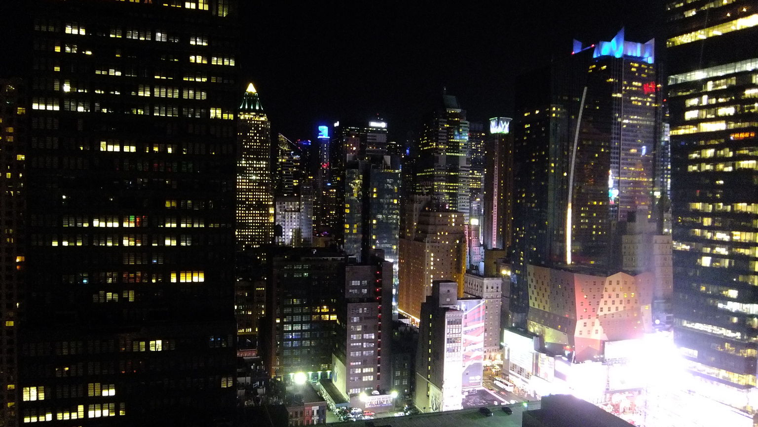 NYC von oben bei Nacht.