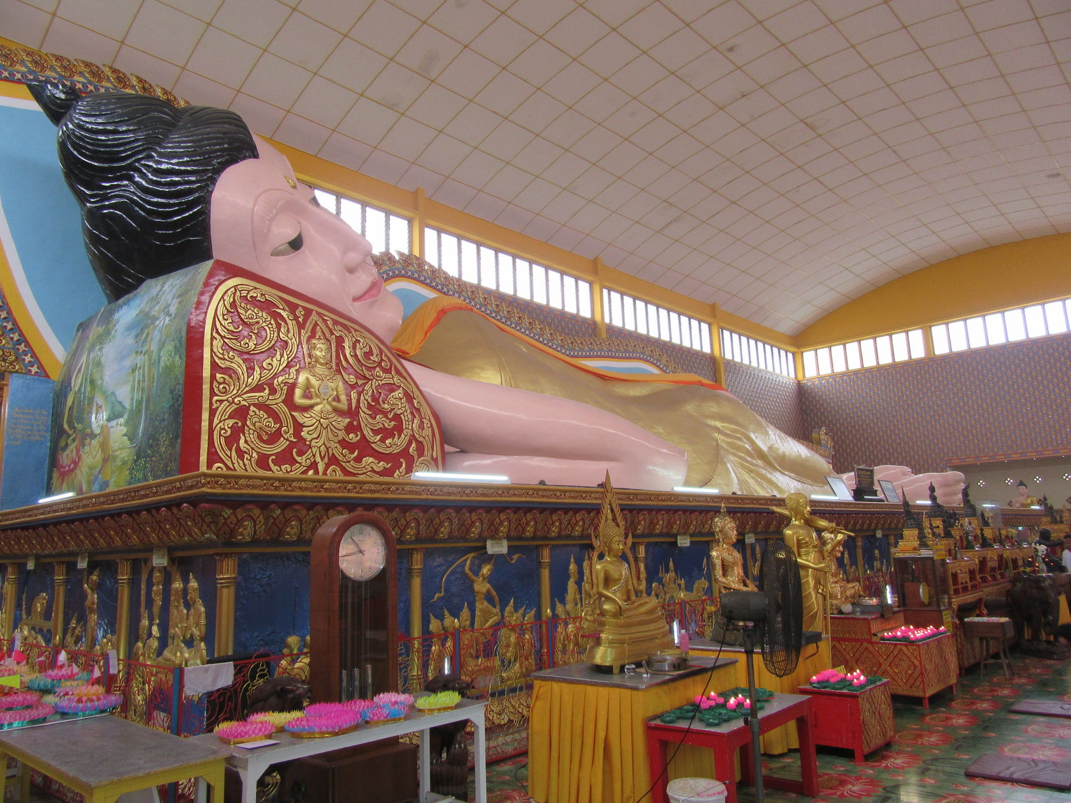 reclining buddha in the Wat Chaiya Mangalaram Thai Buddhist Temple