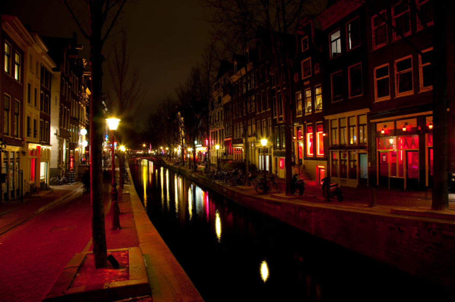 Red Light District (De Wallen), Amsterdam: photos, how to get there, is it located | Planet of Hotels