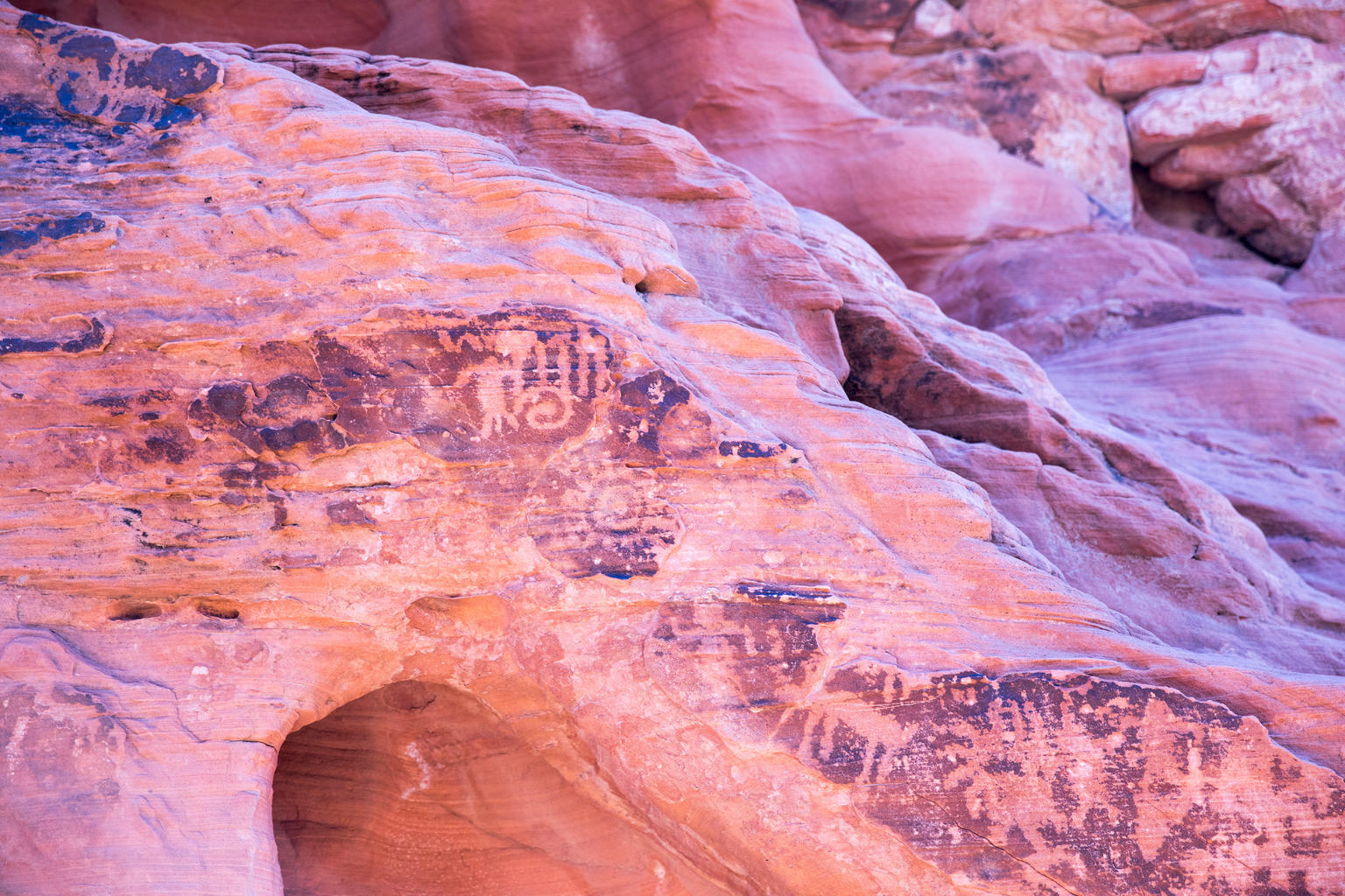 Valley of Death Hiking Trail from Las Vegas
