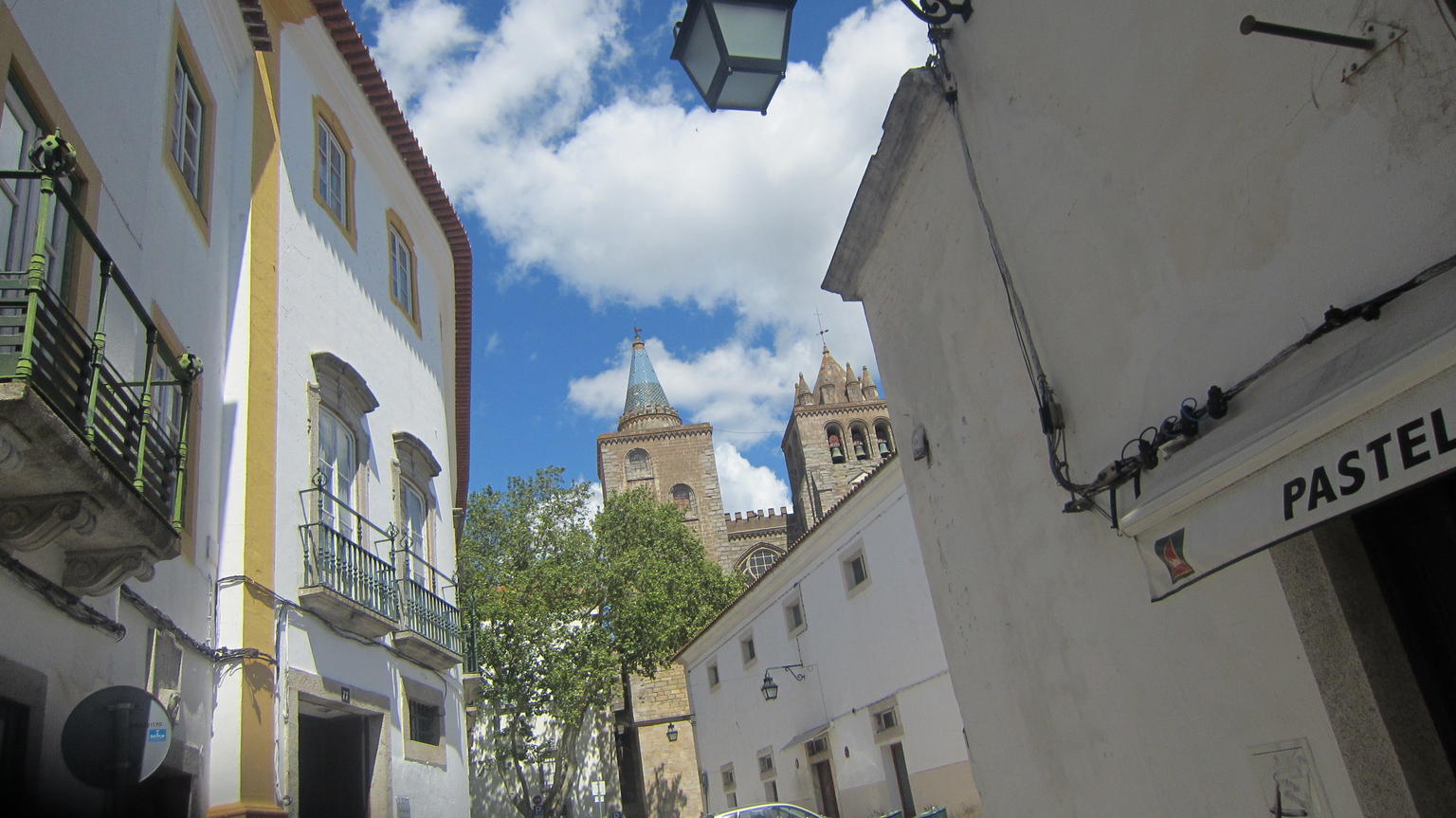 Evora