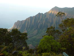 Photo of Waimea Canyon, Kauai, Hawaii Looking down into a valley from the top of Waimea Canyon. , kolivari - February 2011