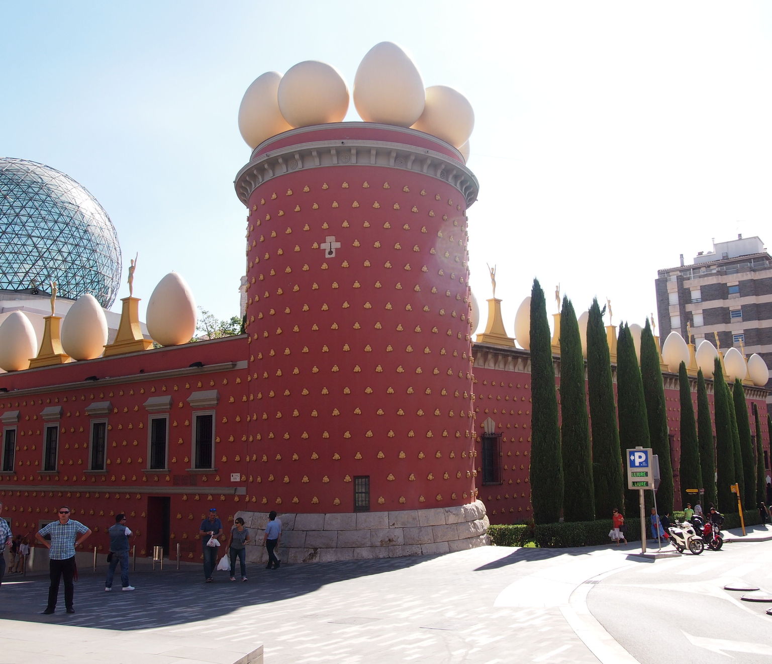 The Dali Theatre Museum