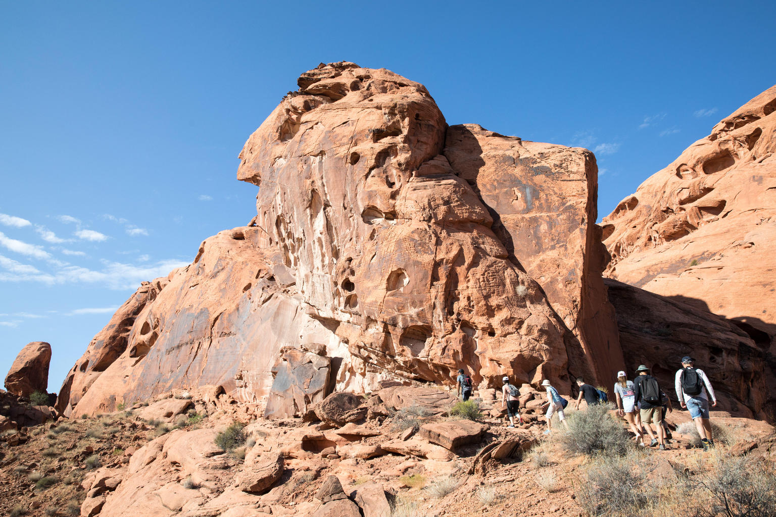 Valley of Fire Hiking Tour from Las Vegas