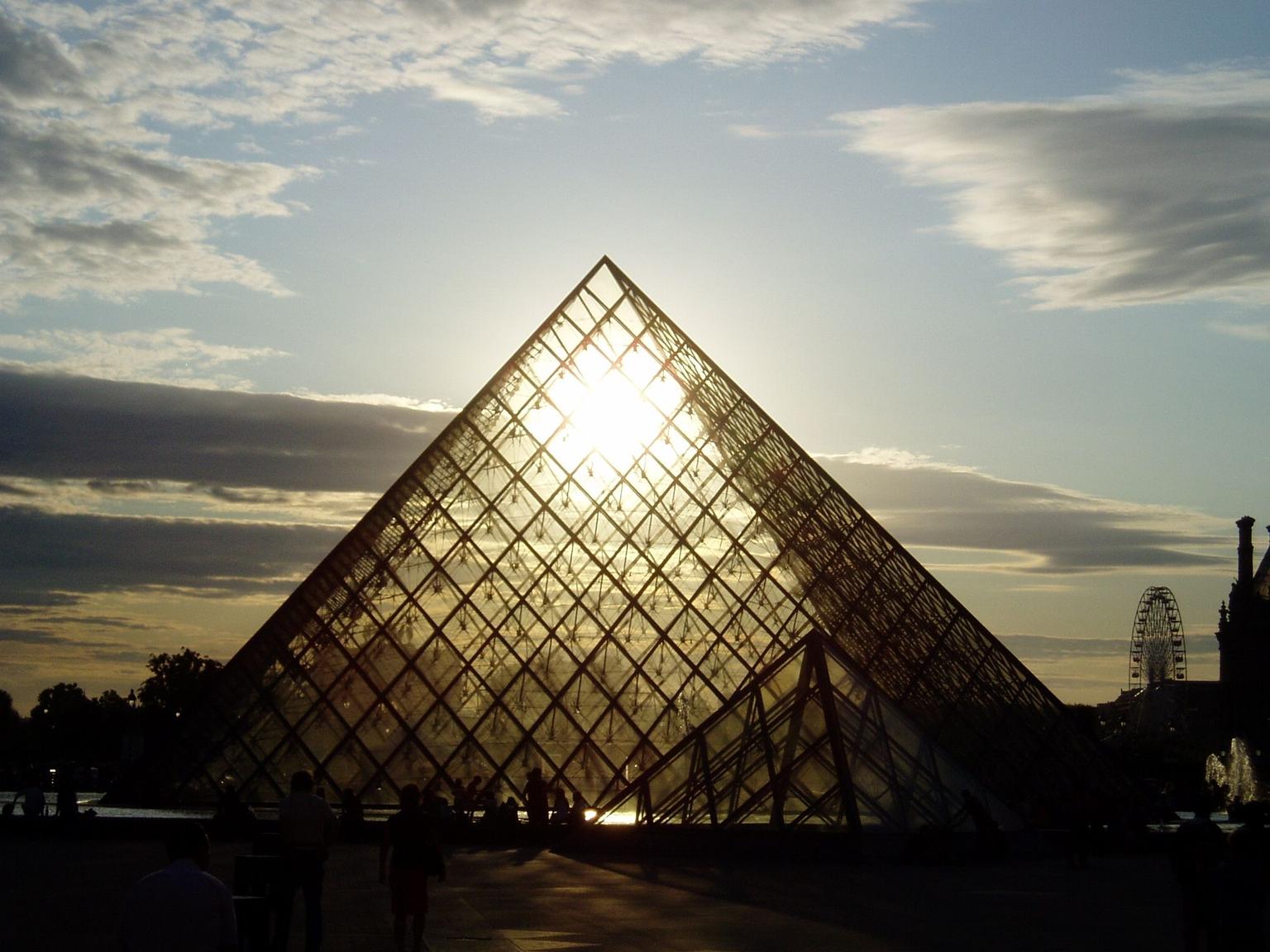Louvre sunset