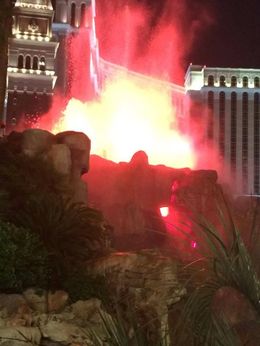 Photo of Mirage Volcano eruption The Volcano erupted only three times before shutting down because of the rain. Luckily, my wife got a good photo of one of the three eruptions. , mjames1229 - April 2016