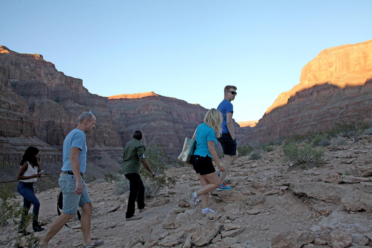 Viator_Photographer_300843.jpg